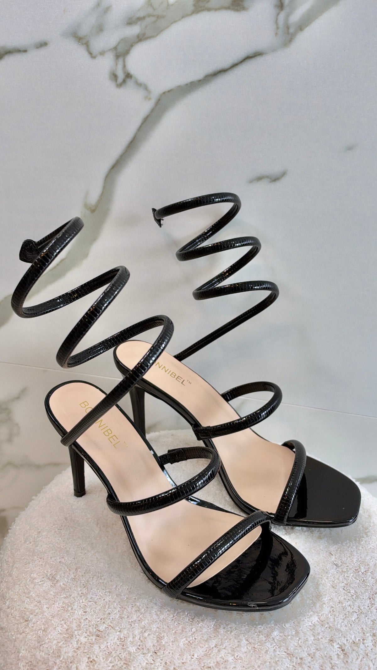 NOIR HEELS