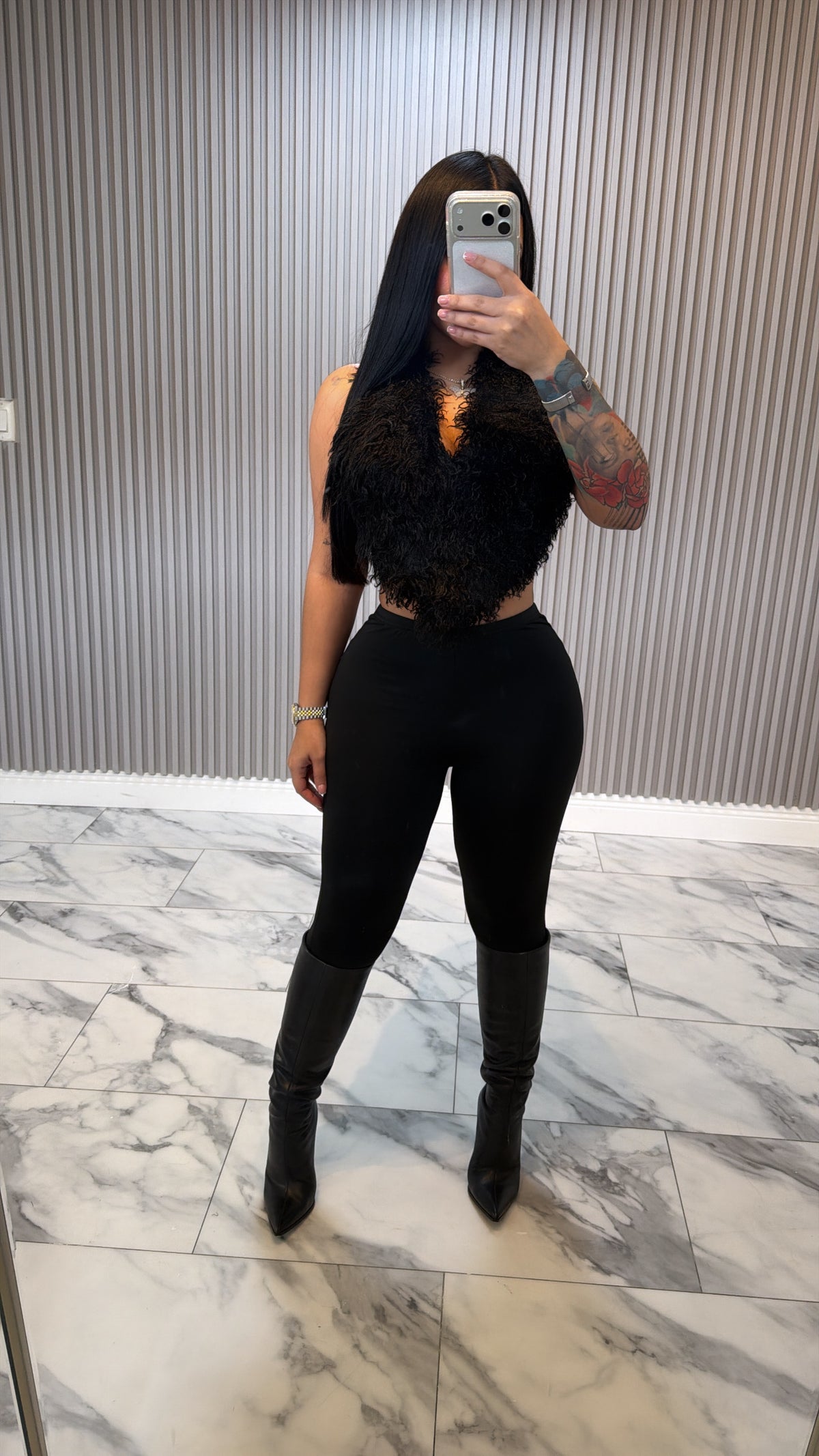 Selina set